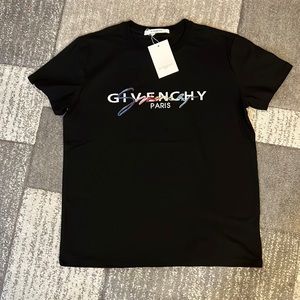Givenchy T-shirt